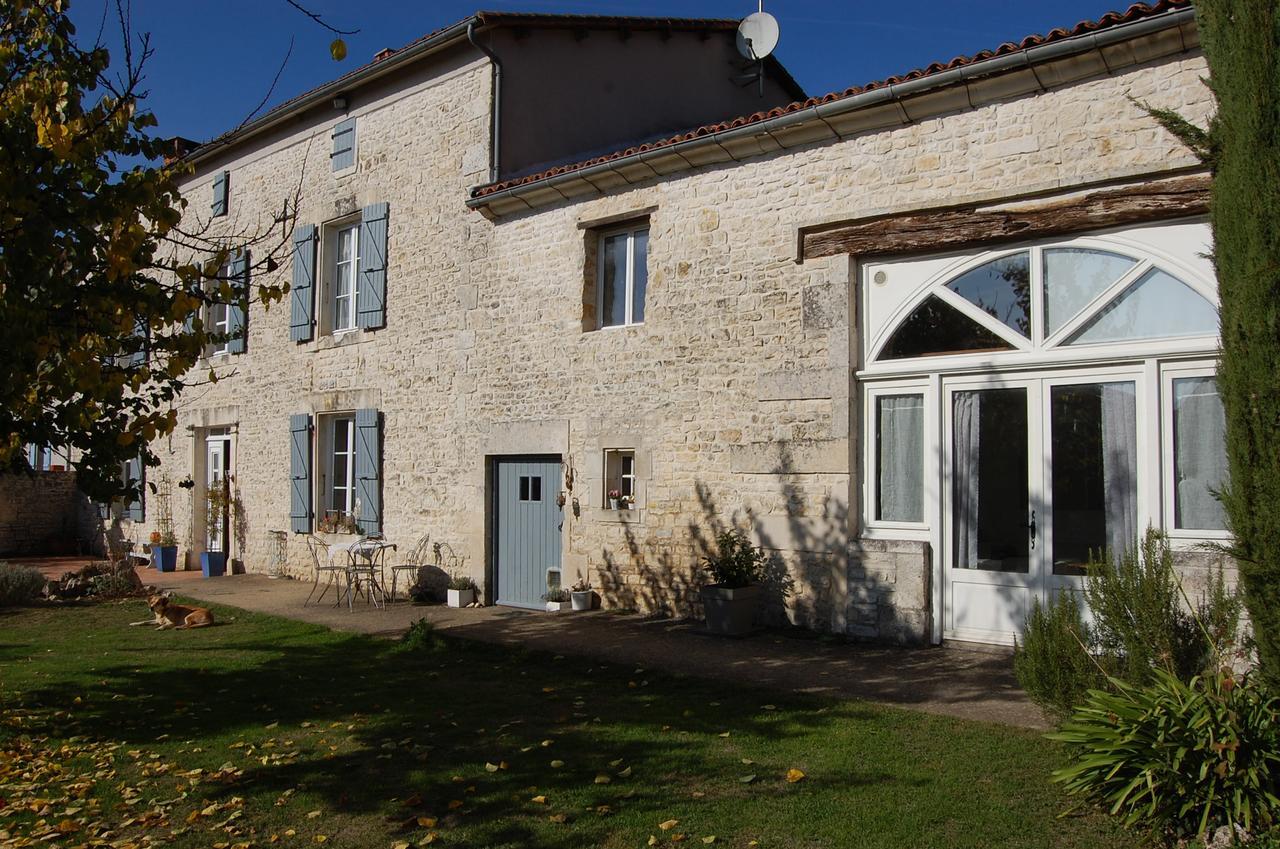 La Belle Lavande, Chambre d hôte Chenommet Exterior foto